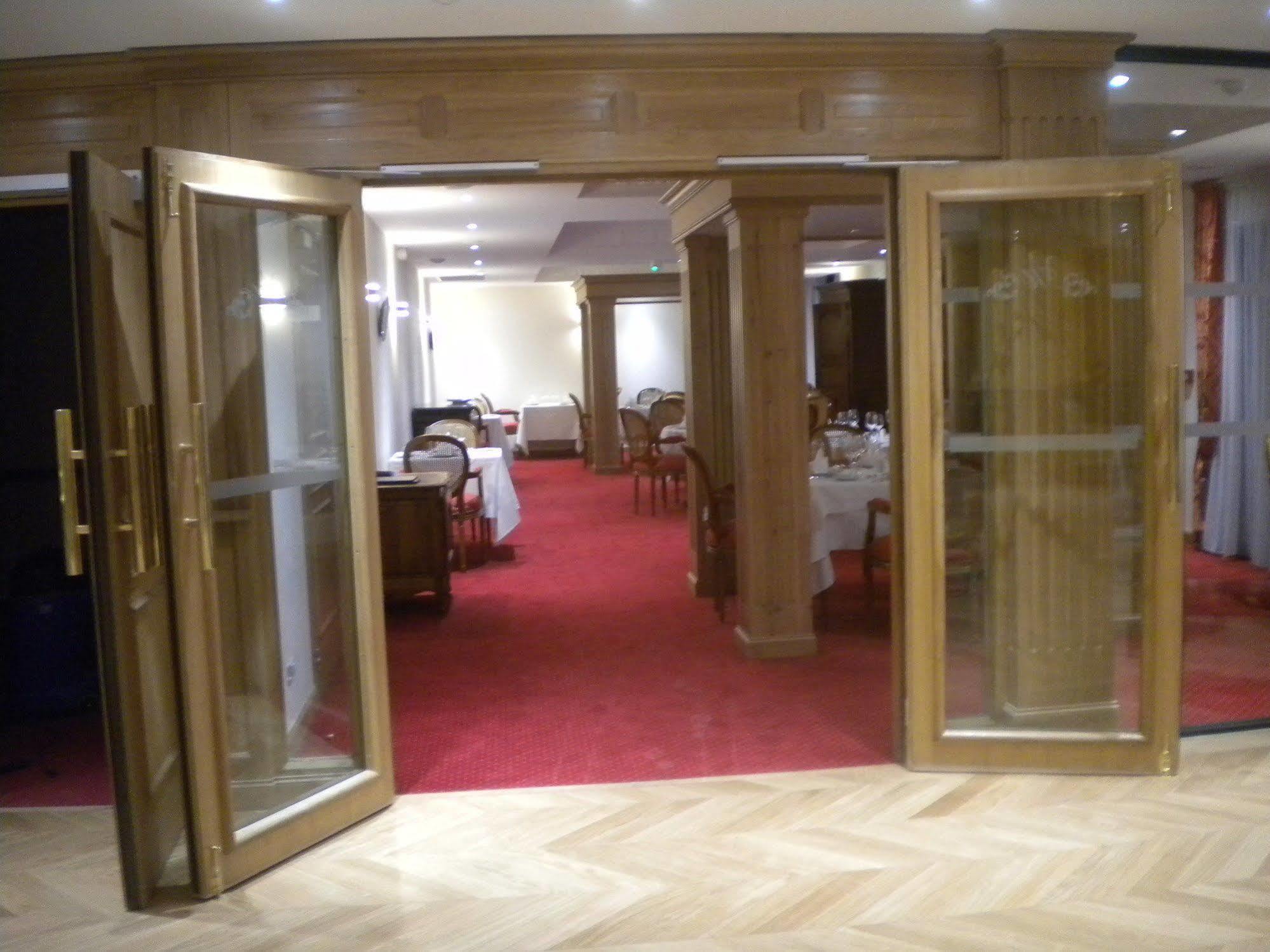Medicis Home Dijon Les Petites Roches Eksteriør billede