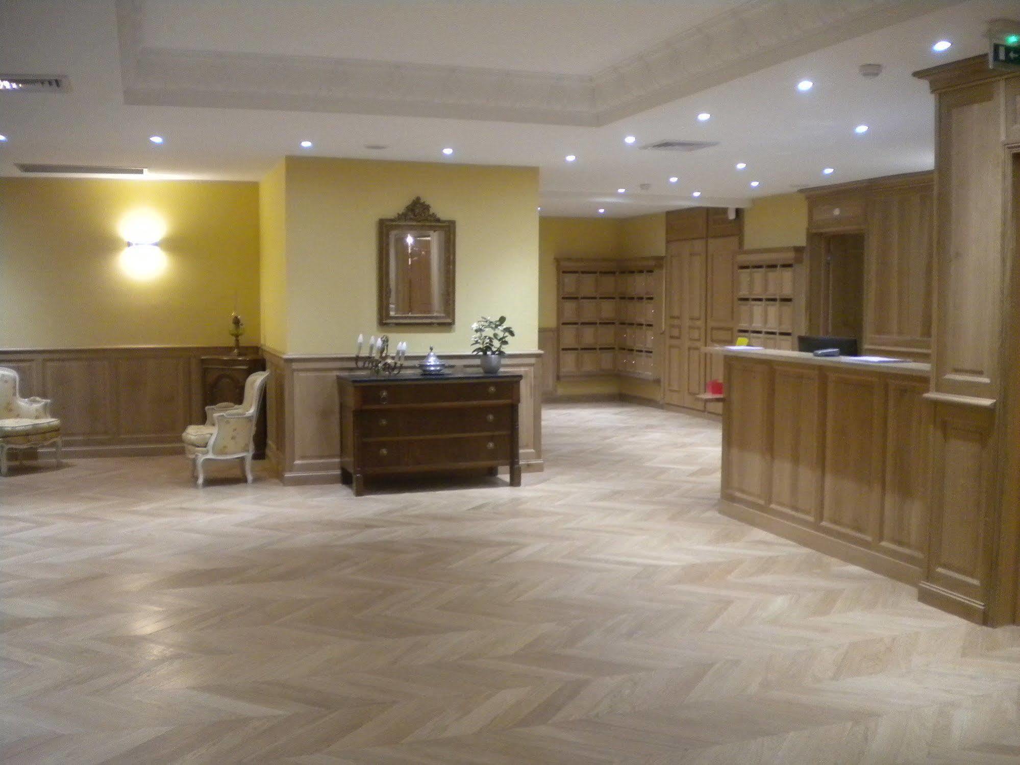 Medicis Home Dijon Les Petites Roches Eksteriør billede